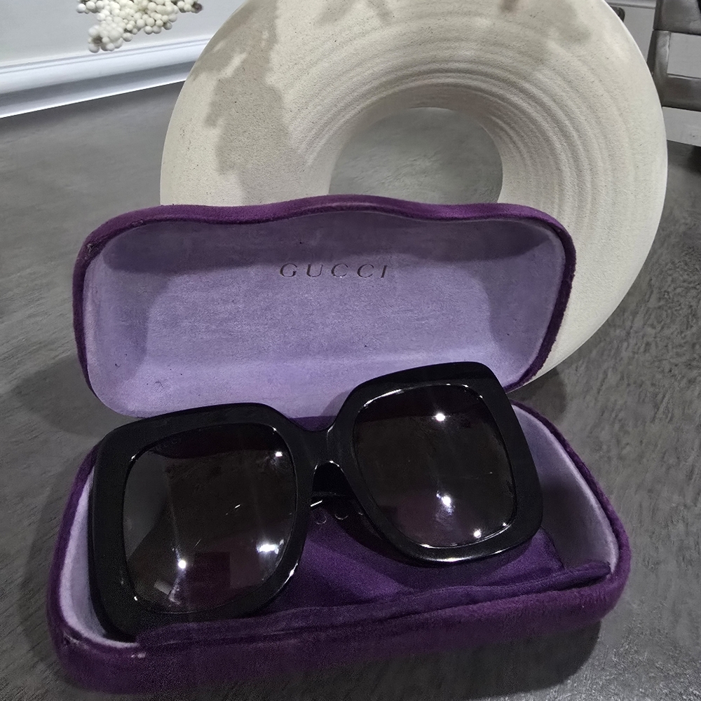 Gucci Black Square Sunglasses
